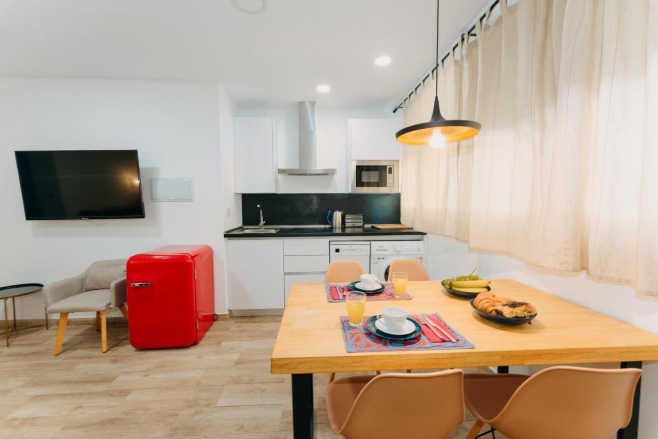 Coverlin Apartamentos San Francisco Малага Екстериор снимка