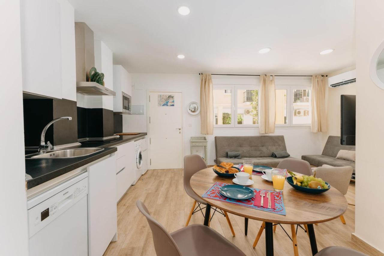 Coverlin Apartamentos San Francisco Малага Екстериор снимка