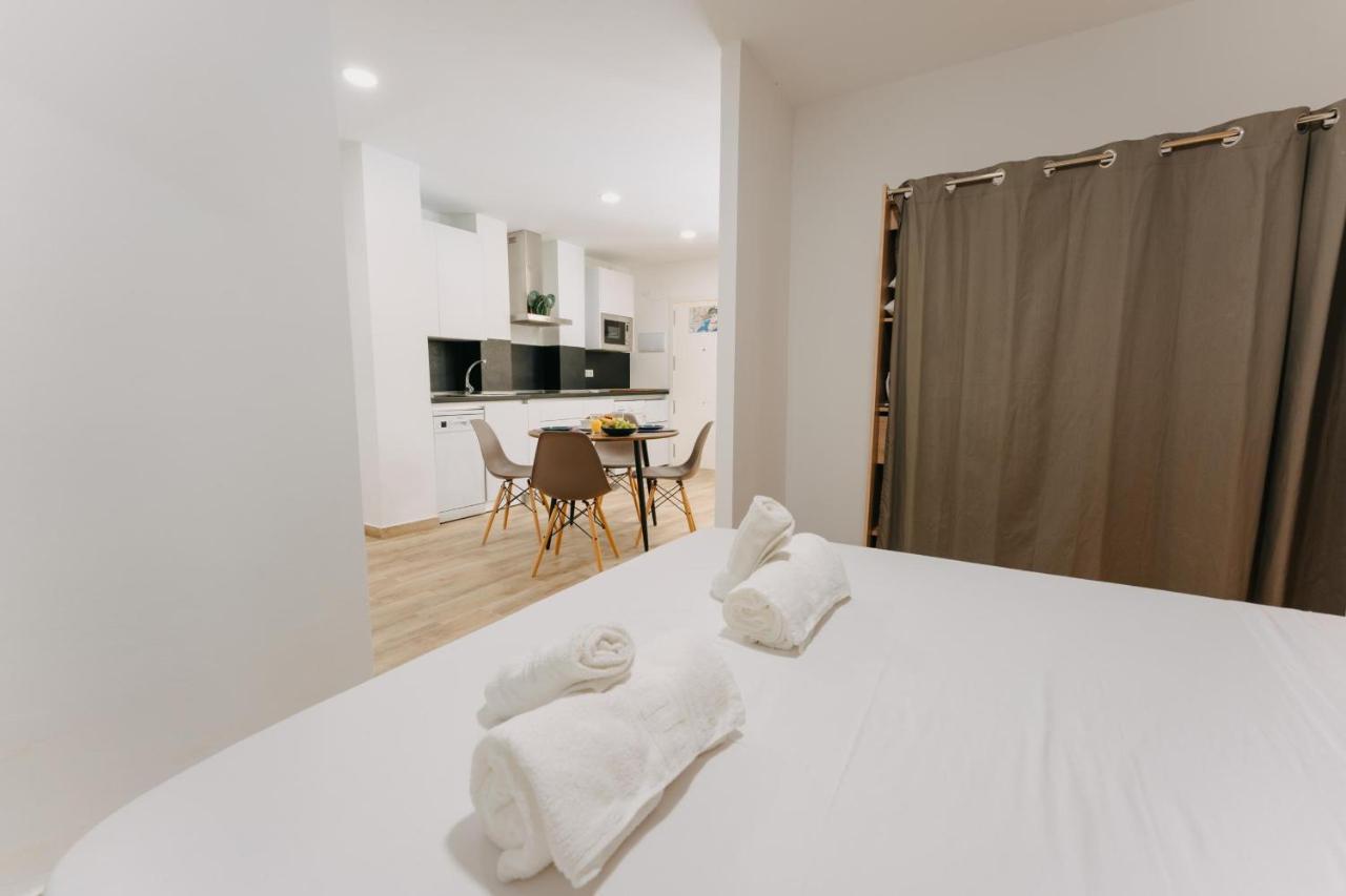 Coverlin Apartamentos San Francisco Малага Стая снимка